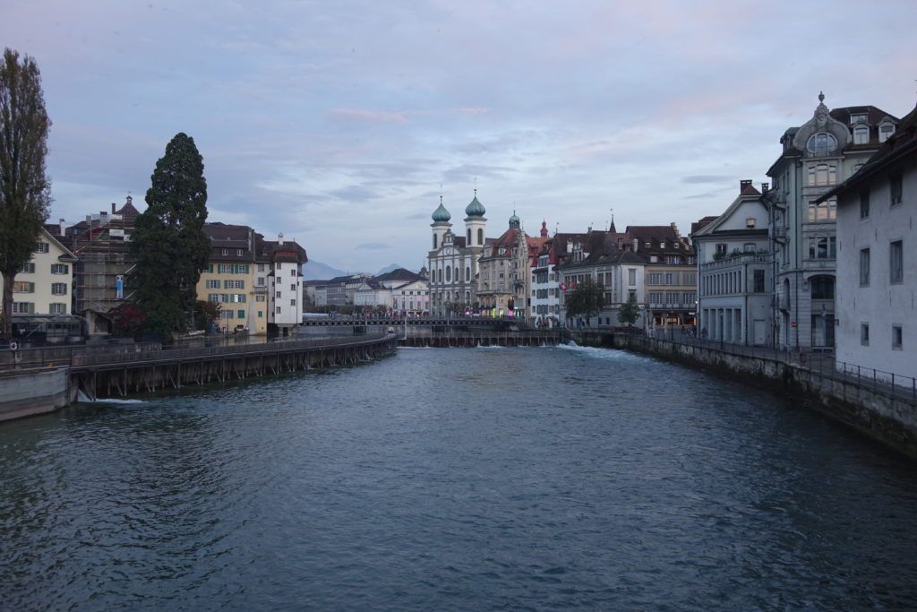 141009Chapel_Bridge,_Lucerne,_Switzerland15(1)