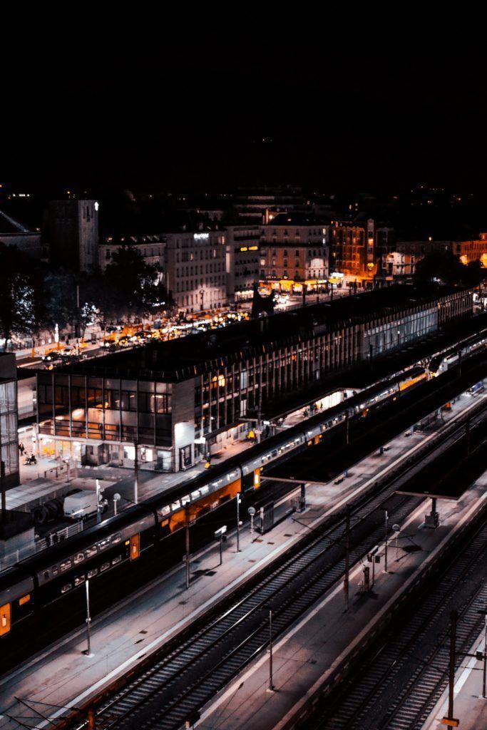 florian-olivo-m6m8lvG-Pko-unsplash
